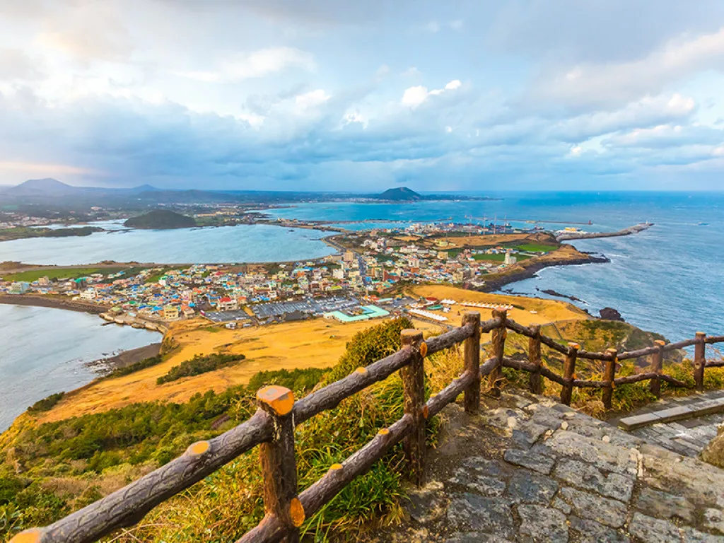 jeju tourist numbers