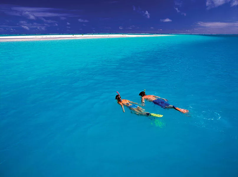 travel between cook islands