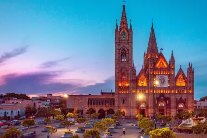 Guadalajara Outlook Recommends Main new