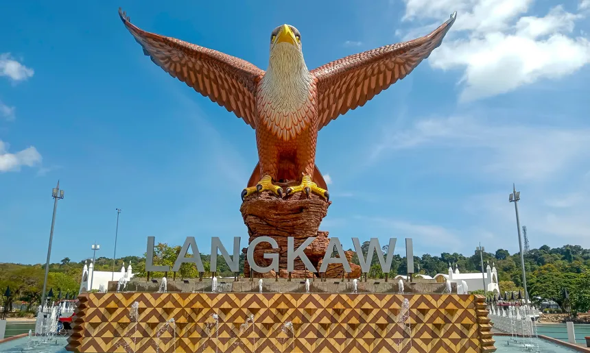 Dataran Lang Eagle Square Kuah Langkawi