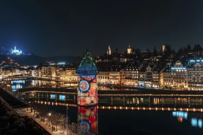 Lilu Lichtfestival 2022 | Wasserturm, Kapellbrücke