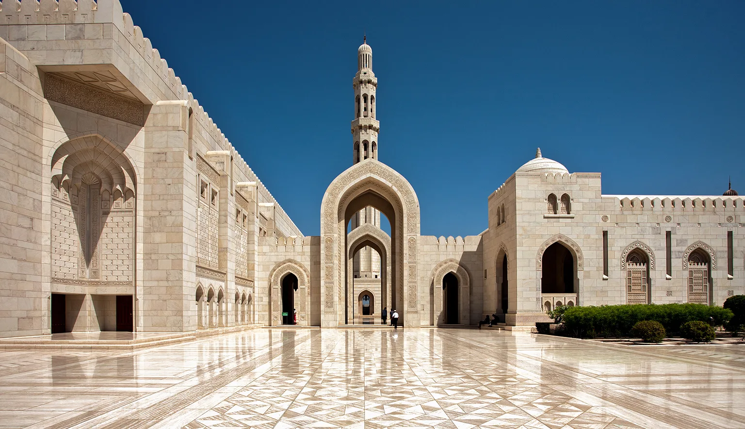 Sultan Qaboos Grand Mosque. Sultanate of Oman.