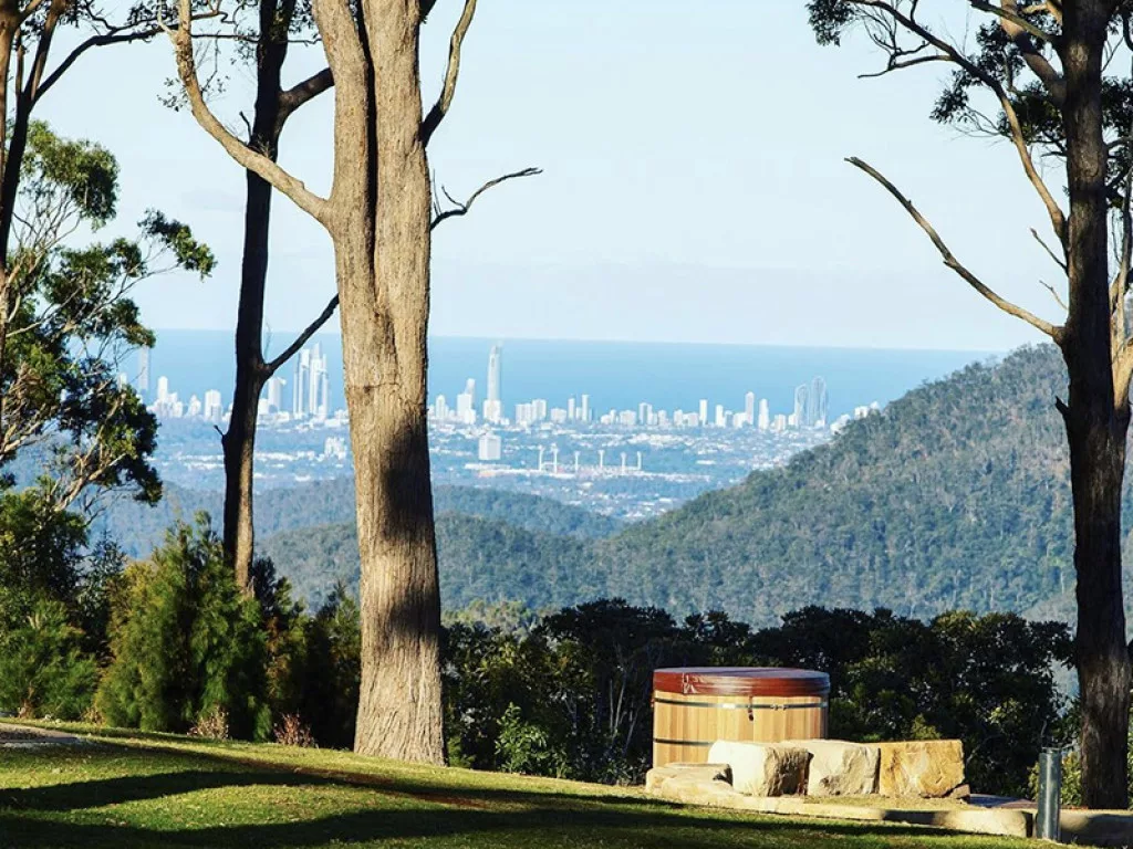 how many tourists visit the gold coast every year