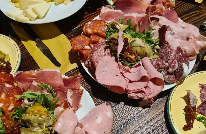 Travel Business Main