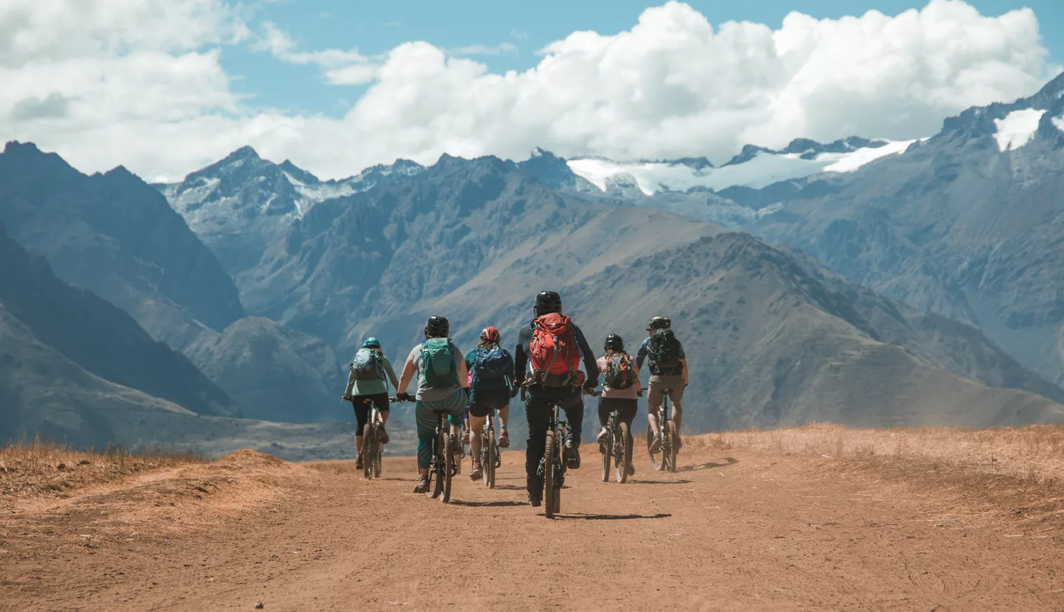 Flash Pack Travel Business Outlook Travel Magazine