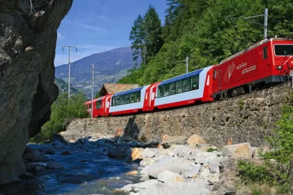 simple ways to travel more sustainably